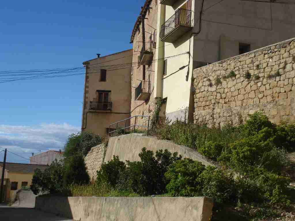 Panoràmica del carrer Maragall d'Horta de Sant Joan. Fotografia: C.M. i C.S. Escola Montsagre