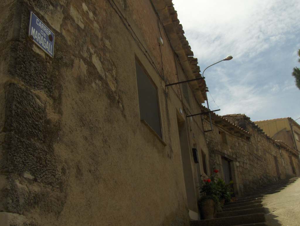 Placa del carrer Joan Maragall d'Horta de Sant Joan. Fotografia: C.M. i C.S. Escola Montsagre